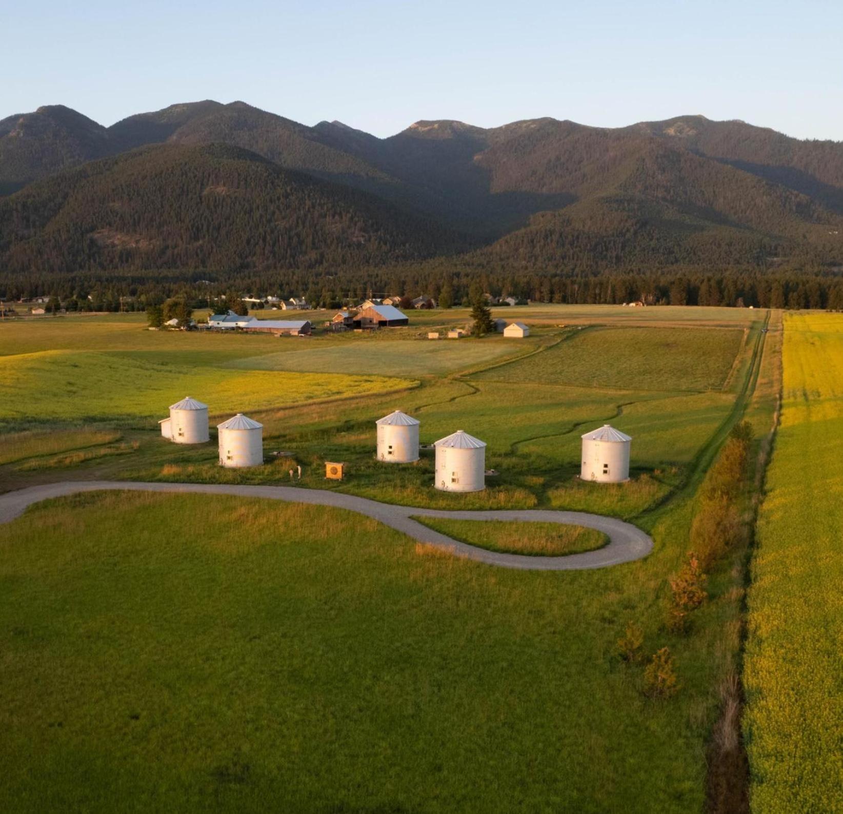 Clark Farm Silos - 5 Silo Mountain View Retreat Kalispell Exterior photo